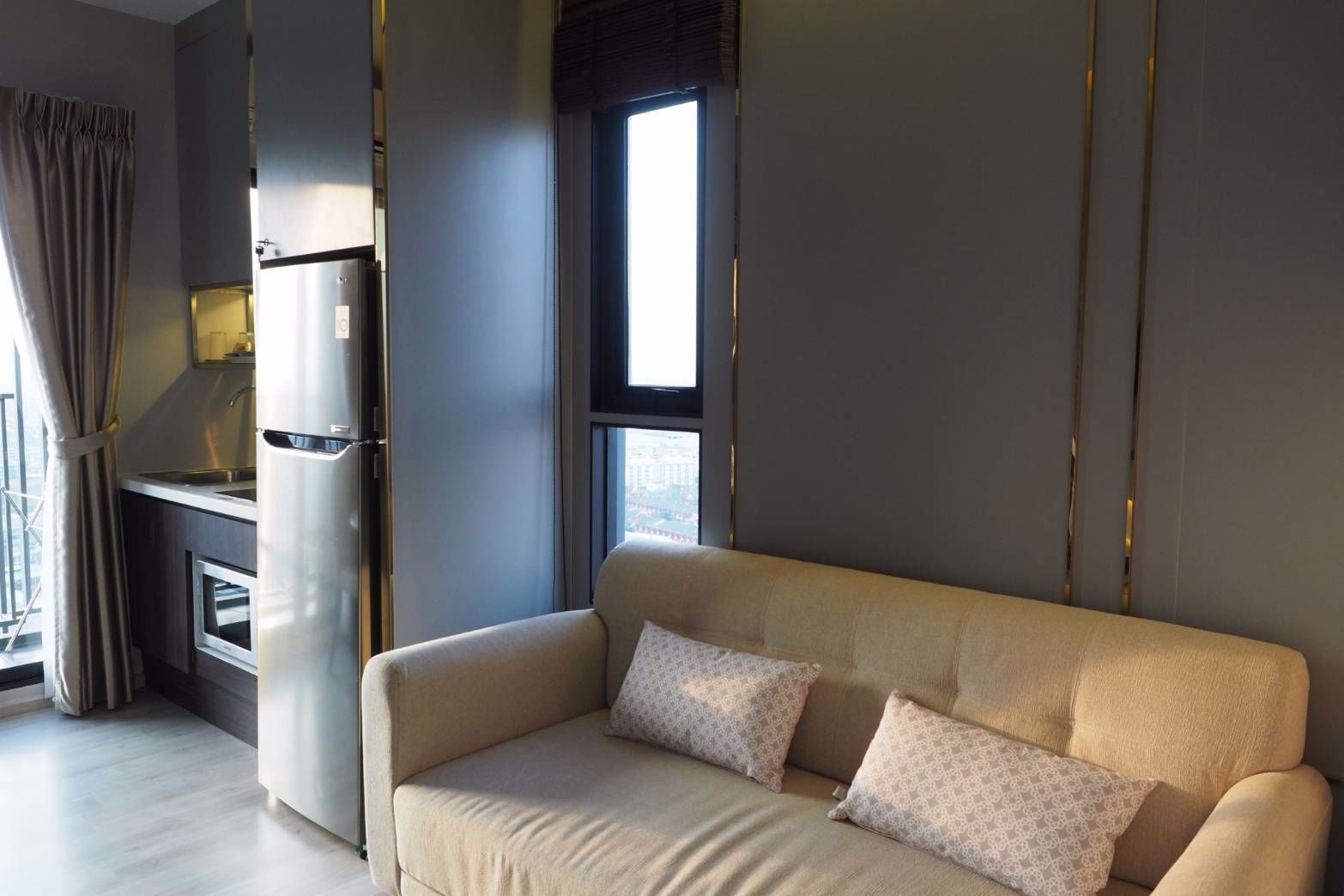 c-159-ให้เช่า-คอนโด-plum-condo-central-station-phase1-ชั้น-32-ติด-central-westgate