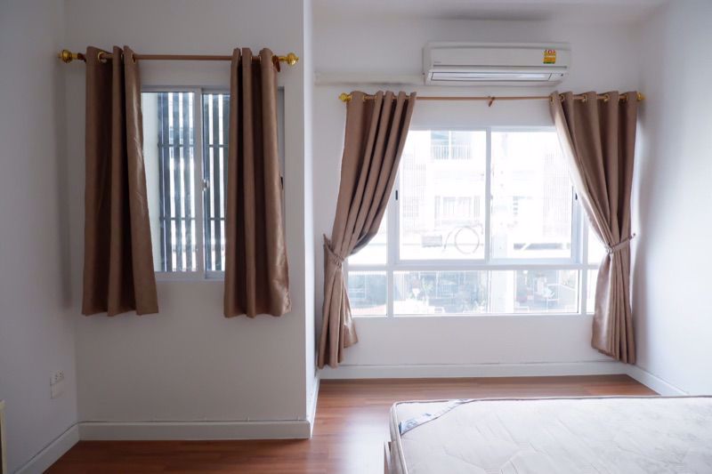 t-730-ขาย-ให้เช่า-ทาวน์โฮม-3-ชั้น-นลิน-อเวนิว-3-รามคำแหง-บ้านสวยสภาพดี-มีเฟอร์นิเจอร์-ราคา-14500-บา