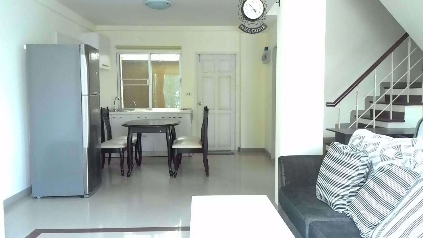 t-743-ให้เช่า-ทาวน์โฮม-3-ชั้น-ตกแต่งใหม่-ศุภาลัยวิลล์-แบริ่ง-58-บ้านสวย-สภาพดี-พร้อมเฟอร์นิเจอร์