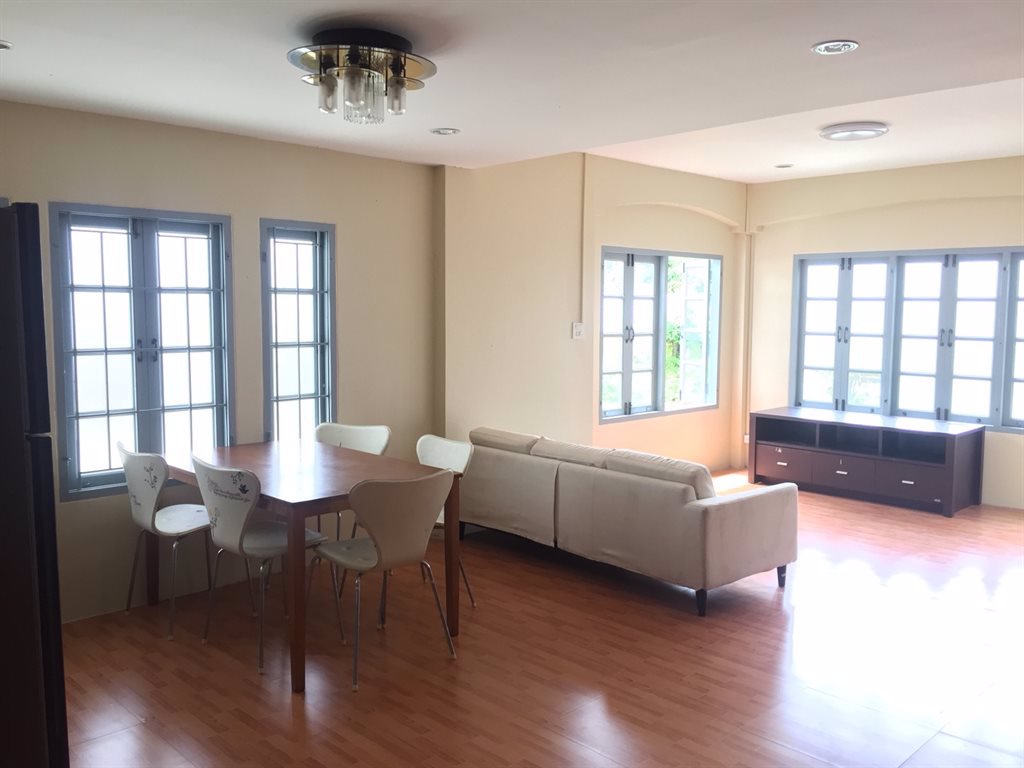 ให้เช่า-บ้านเดี่ยว-สัมมากร-มีนบุรี-หทัยราษฎร์4-บ้านสวย-สภาพดี-มีเฟอร์นิเจอร์-พร้อมอยู่-ราคา-25000