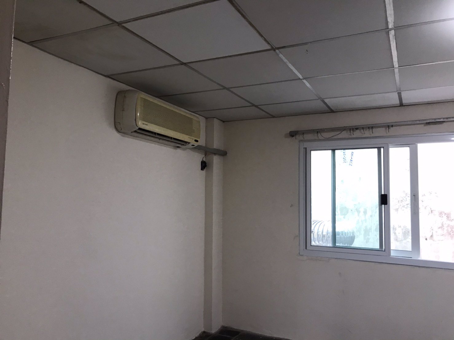 ให้เช่า-โฮมออฟฟิศ-3-ชั้น-ใกล้-bts-อุดมสุข-ซสุขุมวิท-66-1-สภาพดี-มีเฟอร์นิเจอร์-ราคาเพียง-200