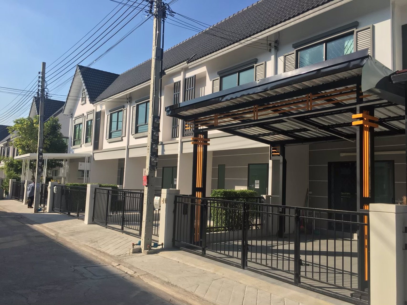 ให้เช่า-ทาวน์เฮ้าส์-2-ชั้น-โมดิ-วิลล่า-บางนา-ซเอแบค-บ้านสวยเฟอร์ครบ-พร้อมอยู่-ราคา-15000-บาท