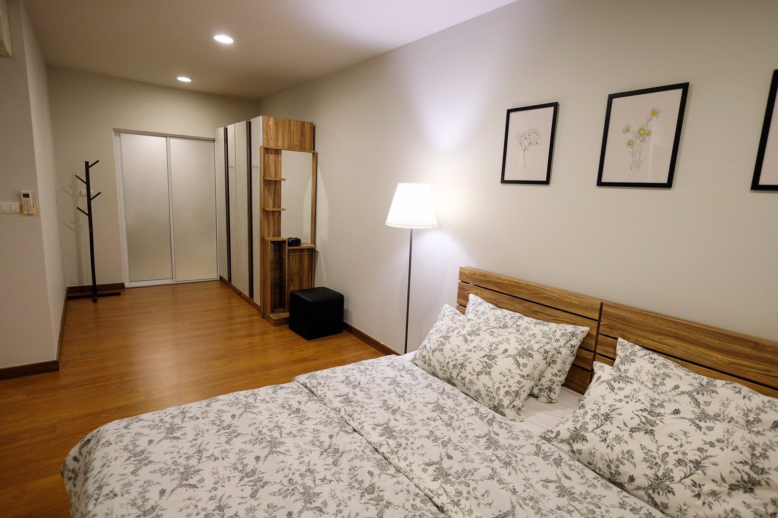 ให้เช่า-ทาวน์โฮม-3-ชั้น-มบ้านกลางเมือง-สาทร-ตากสิน2-ใกล้รถไฟฟ้า-สภาพดี-เฟอร์ครบ-พร้อมอยู่