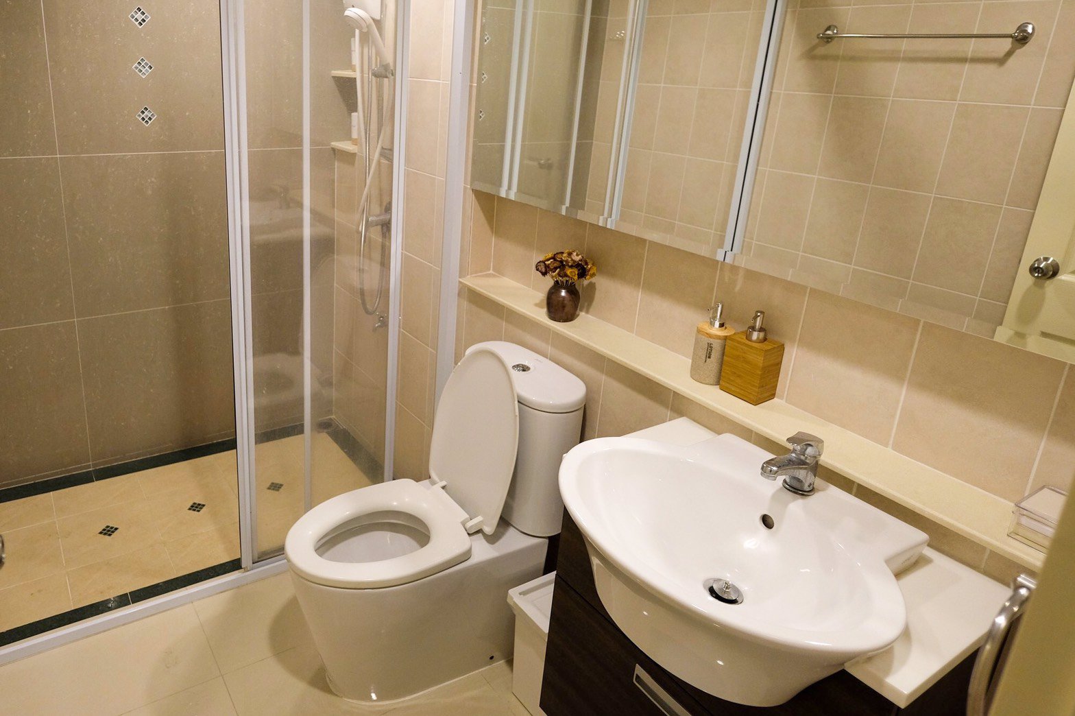 ให้เช่า-ทาวน์โฮม-3-ชั้น-มบ้านกลางเมือง-สาทร-ตากสิน2-ใกล้รถไฟฟ้า-สภาพดี-เฟอร์ครบ-พร้อมอยู่