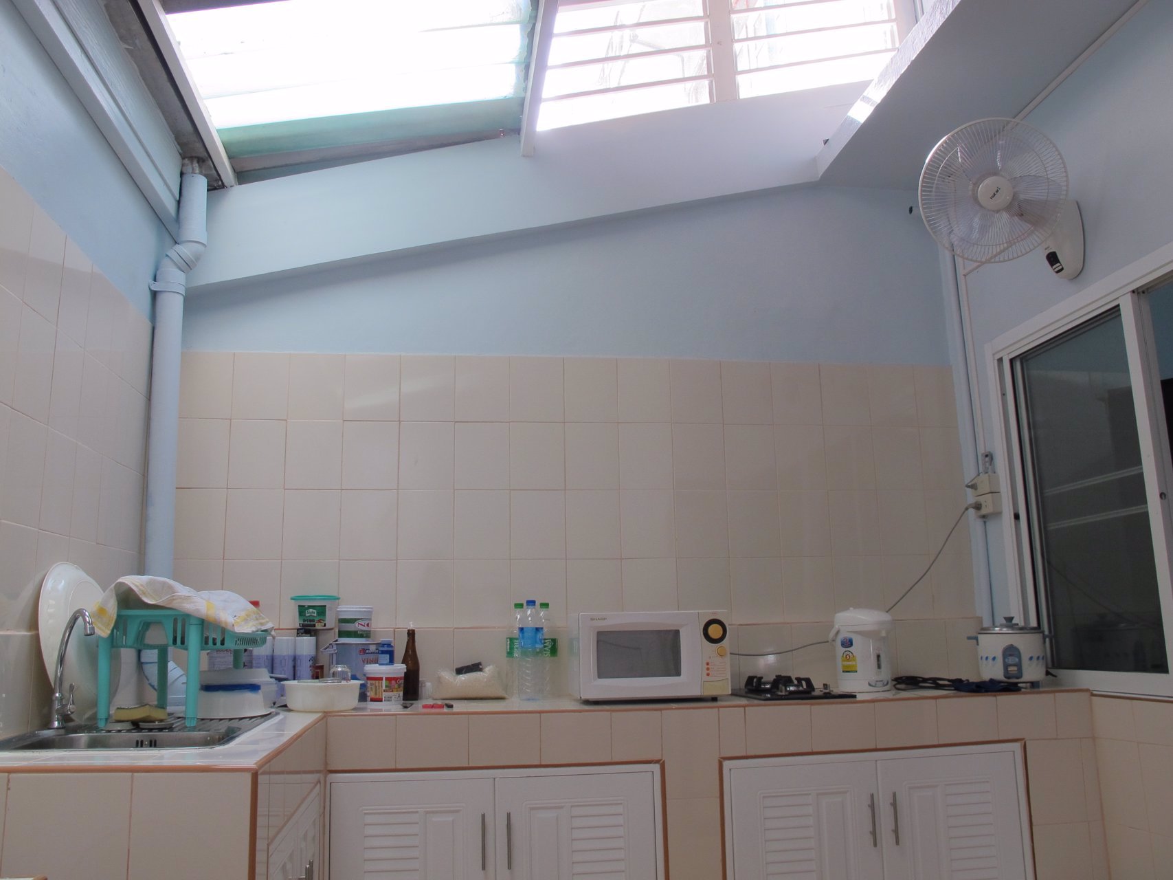 ให้เช่า-ขาย-ทาวน์โฮม-4-ชั้น-renovate-ใหม่-แนวรถไฟฟ้า-สุขุมวิท-50-บ้านสวยมีเฟอร์นิเจอร์พร้อมอยู