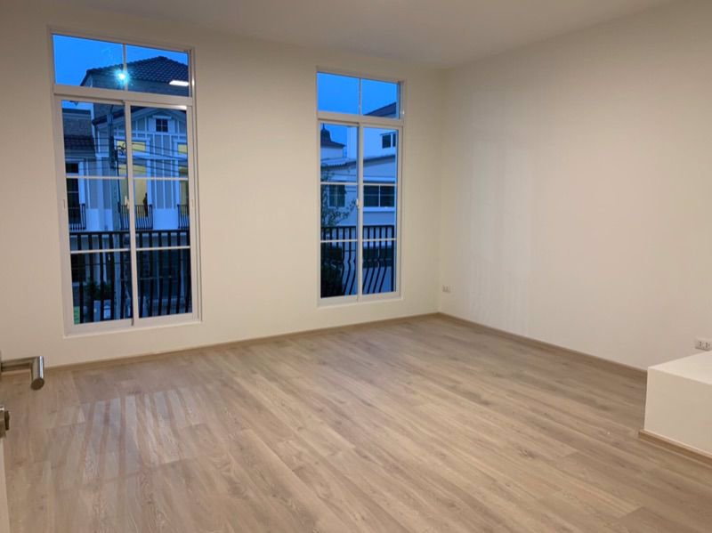 ให้เช่า-ขาย-ทาวน์เฮ้าส์-อินดี้-รามคำแหง-2-บ้านสวยสภาพดี-มีเฟอร์นิเจอร์-พร้อมอยู่