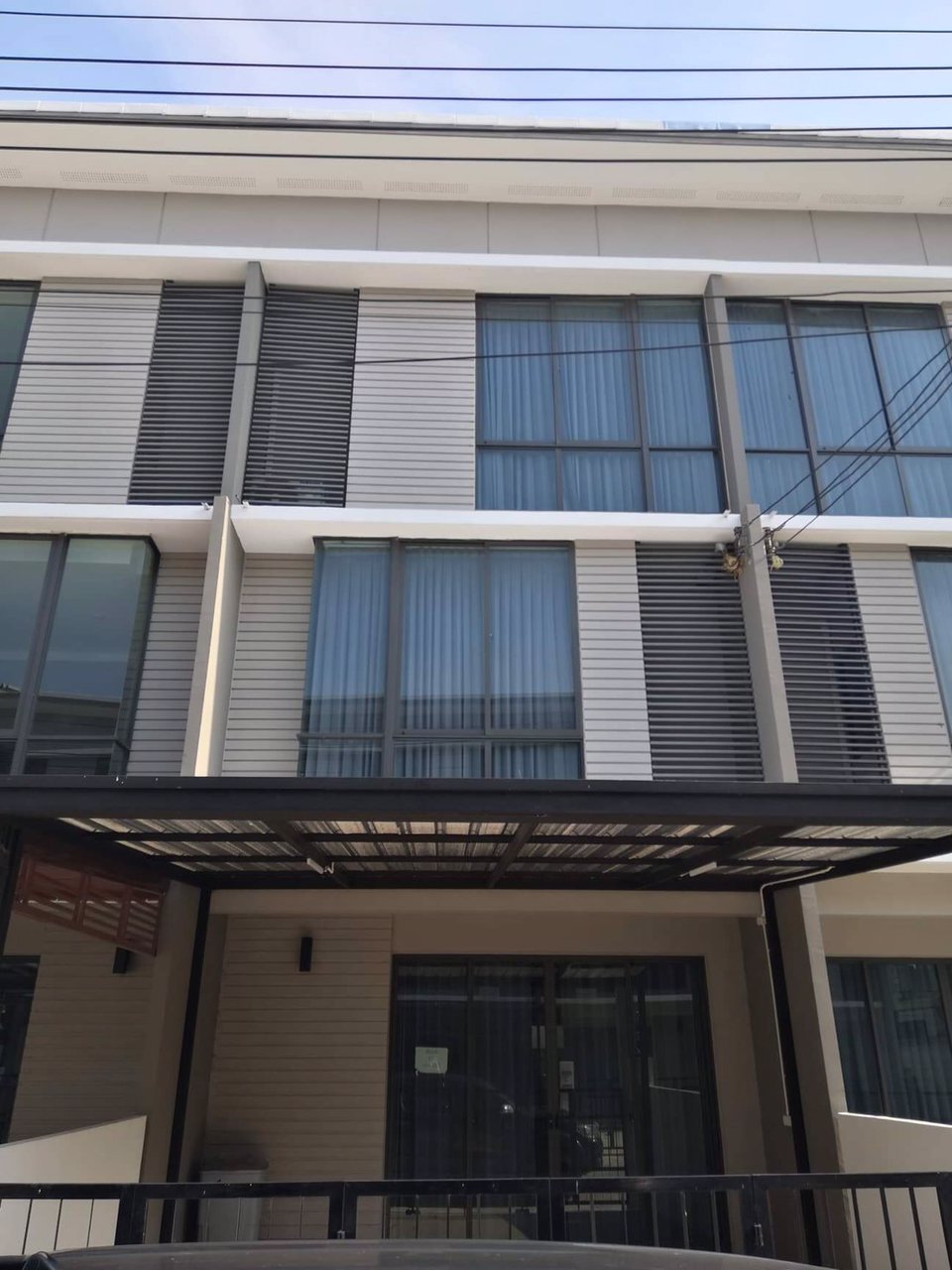 ให้เช่า-ทาวน์โฮมใหม่-3-ชั้น-ยังไม่เคยเข้าอยู่-พาทิโอ-ลาดกระบัง-อ่อนนุช-ทำออฟฟิศได้-ราคา-22000