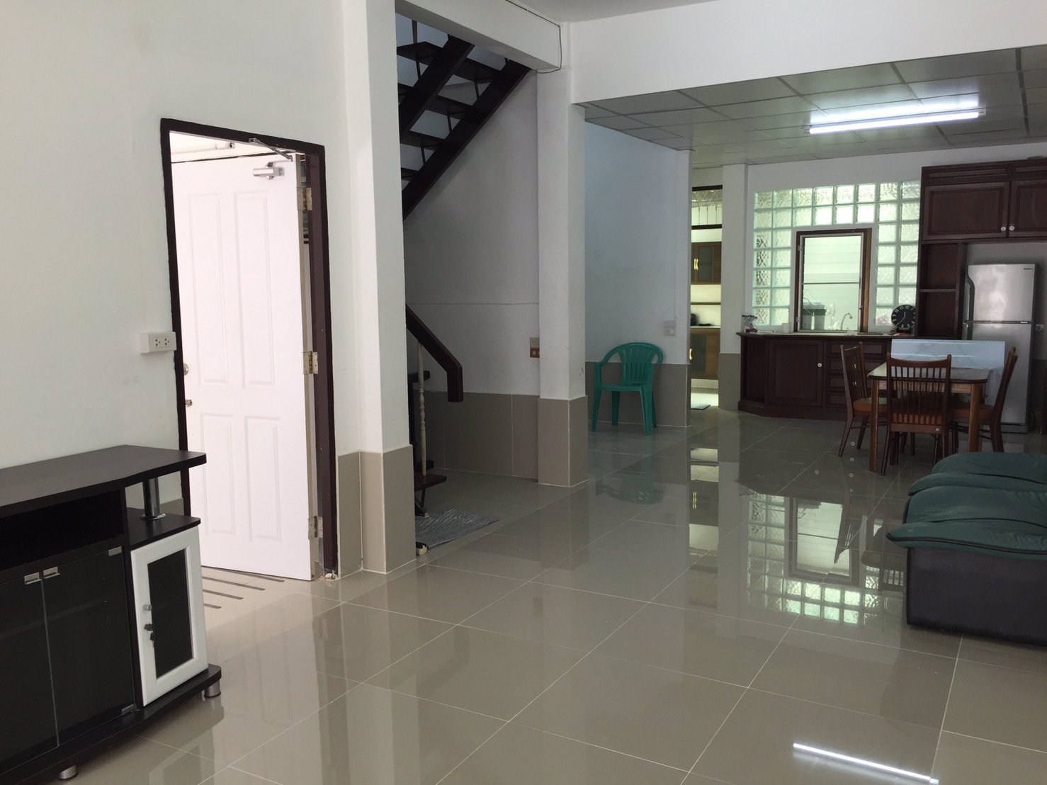 ให้เช่า-บ้านทาวน์เฮ้าส์หลังมุม-ซสุขุมวิท93-ใกล้-bts-บ้านสวยสภาพดี-มีเฟอร์นิเจอร์-พร้อมอยู่