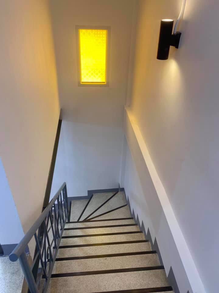 ให้เช่า-ทาวน์เฮ้าส์-2-ชั้น-รีโนเวทใหม่-มปรีชา-ซรามคำแหง188-บ้านสวย-พร้อมอยู่-ราคา-8500-บาท