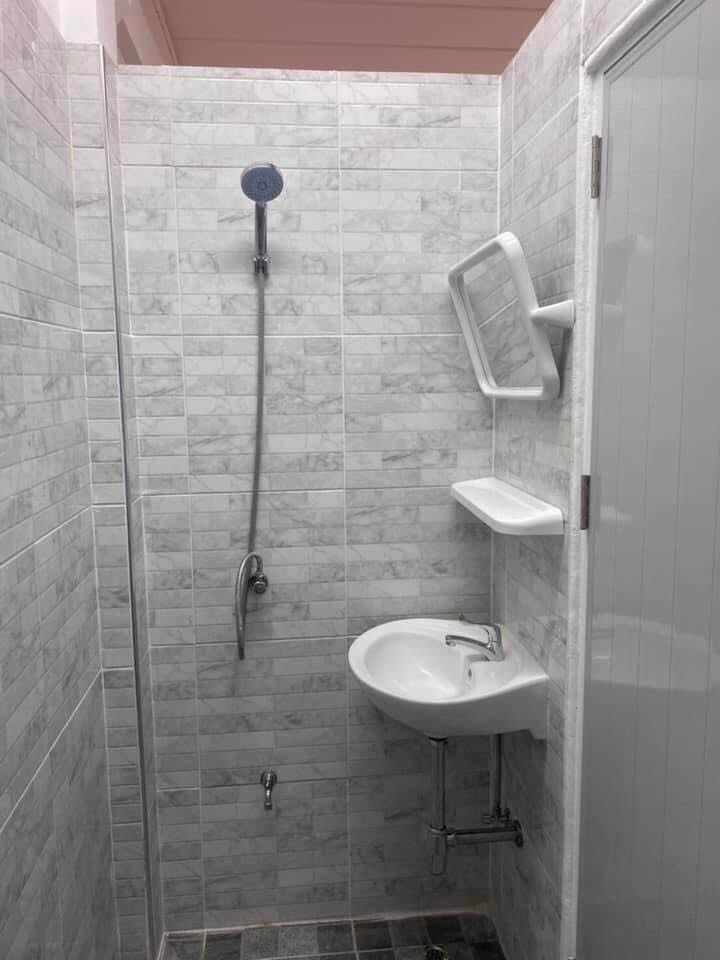 ให้เช่า-ทาวน์เฮ้าส์-2-ชั้น-รีโนเวทใหม่-มปรีชา-ซรามคำแหง188-บ้านสวย-พร้อมอยู่-ราคา-8500-บาท