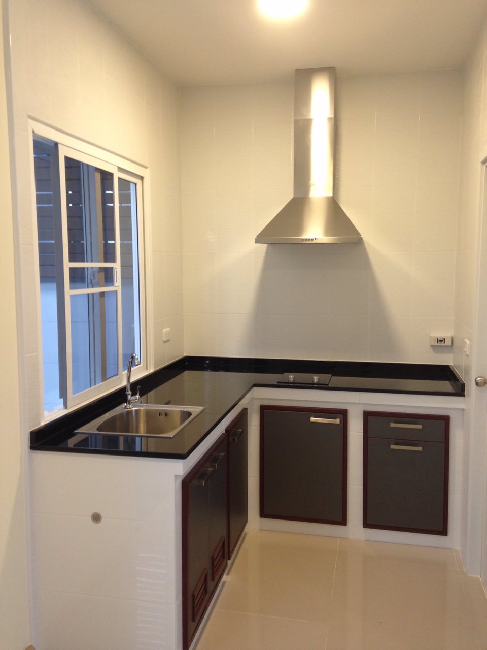 ให้เช่า-ทาวน์เฮ้าส์-casa-city-บางนา-ซอยราชวินิตบางแก้ว-ใกล้เมกกะบางนา-ราคาเพียง-17000-บาท