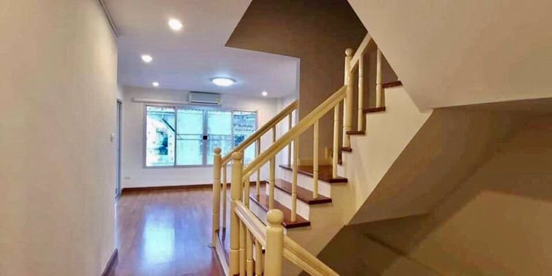 ให้เช่า-ทาวน์โฮม-เดอะบัลโคนี่-เฉลิมพระเกียรติ-สวนหลวง-ร-9-บ้านสวยพร้อมเฟอร์-ราคาถูก