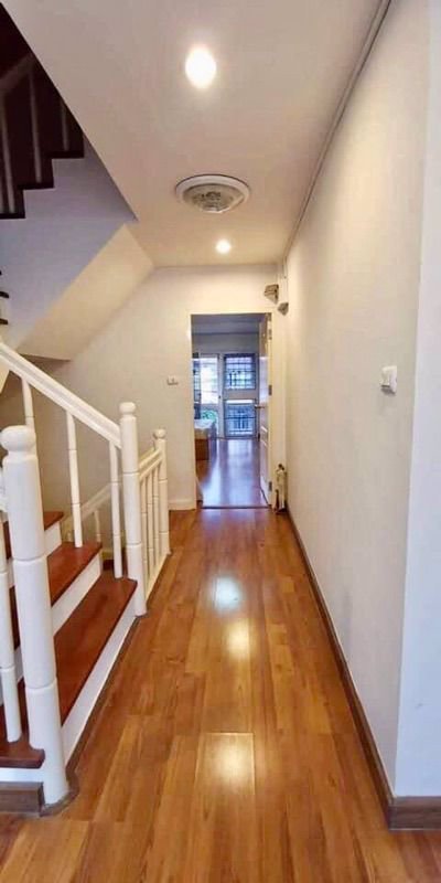 ให้เช่า-ทาวน์โฮม-เดอะบัลโคนี่-เฉลิมพระเกียรติ-สวนหลวง-ร-9-บ้านสวยพร้อมเฟอร์-ราคาถูก