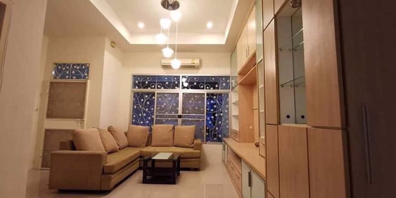 ให้เช่า-ทาวน์โฮม-เดอะบัลโคนี่-เฉลิมพระเกียรติ-สวนหลวง-ร-9-บ้านสวยพร้อมเฟอร์-ราคาถูก