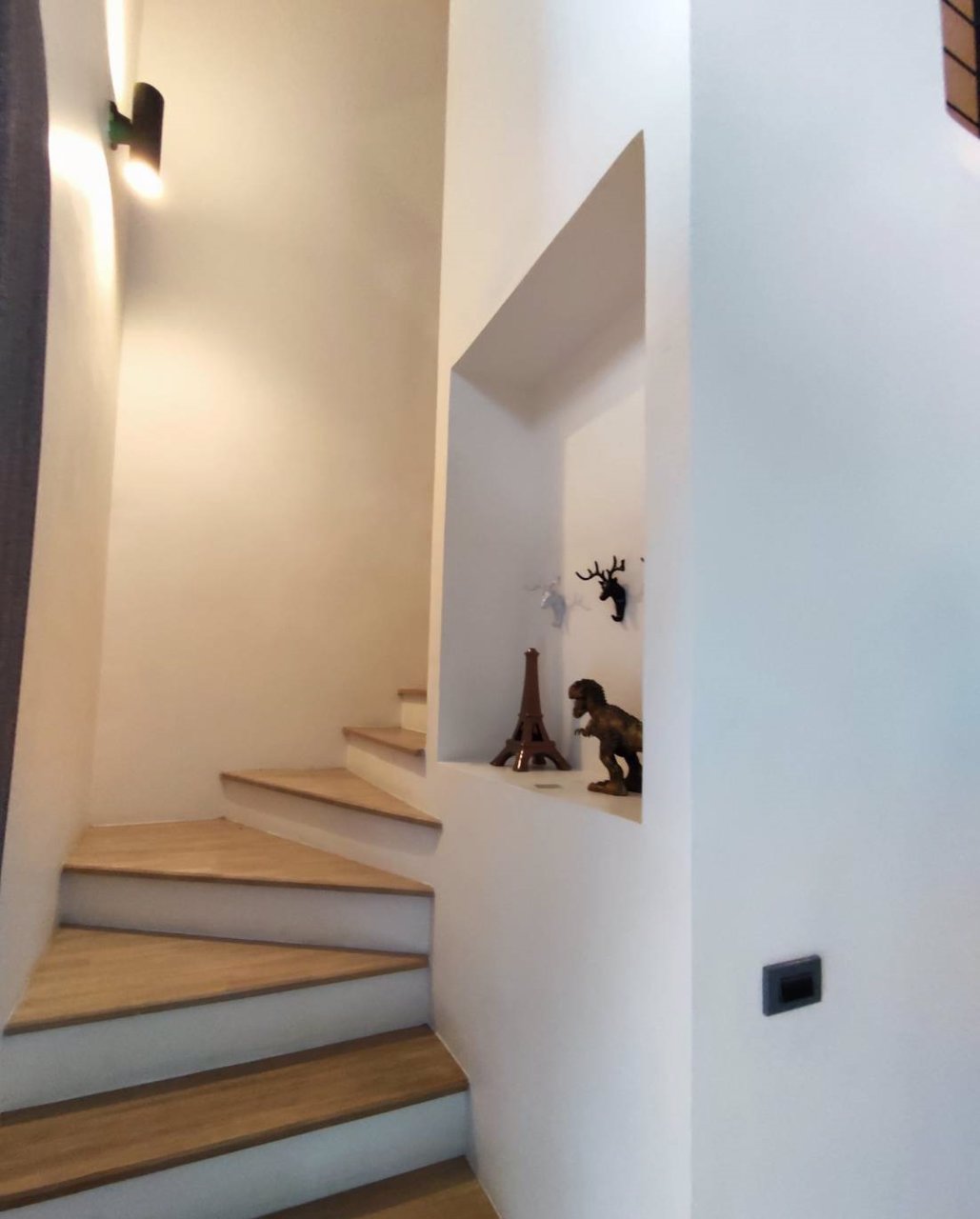 ให้เช่า-ทาวน์โฮม-3-ชั้น-มshizen-ซพัฒนาการ32-บ้านสวยสภาพดี-พร้อมเฟอร์-ราคา-49000-บาท