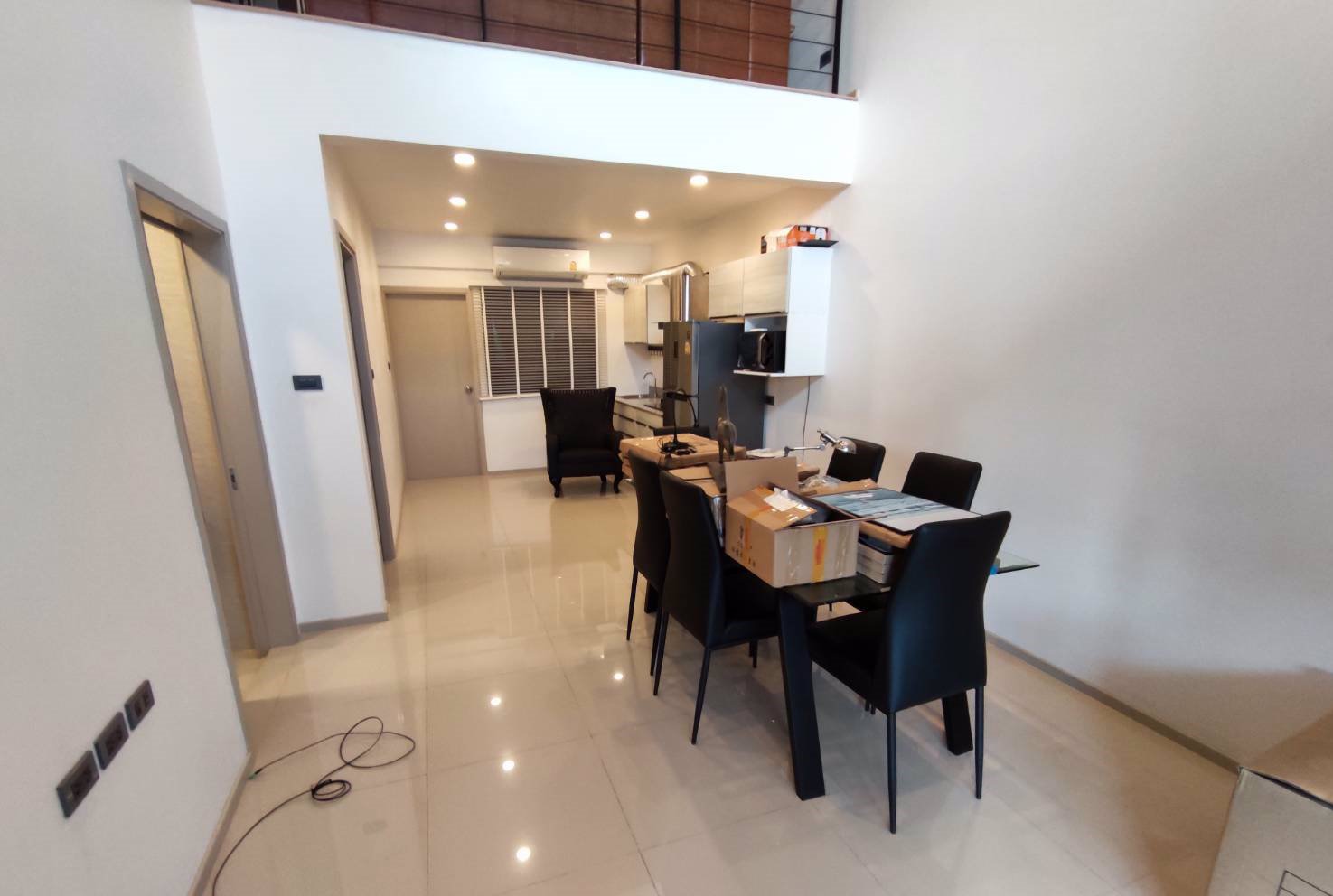 ให้เช่า-ทาวน์โฮม-3-ชั้น-มshizen-ซพัฒนาการ32-บ้านสวยสภาพดี-พร้อมเฟอร์-ราคา-49000-บาท