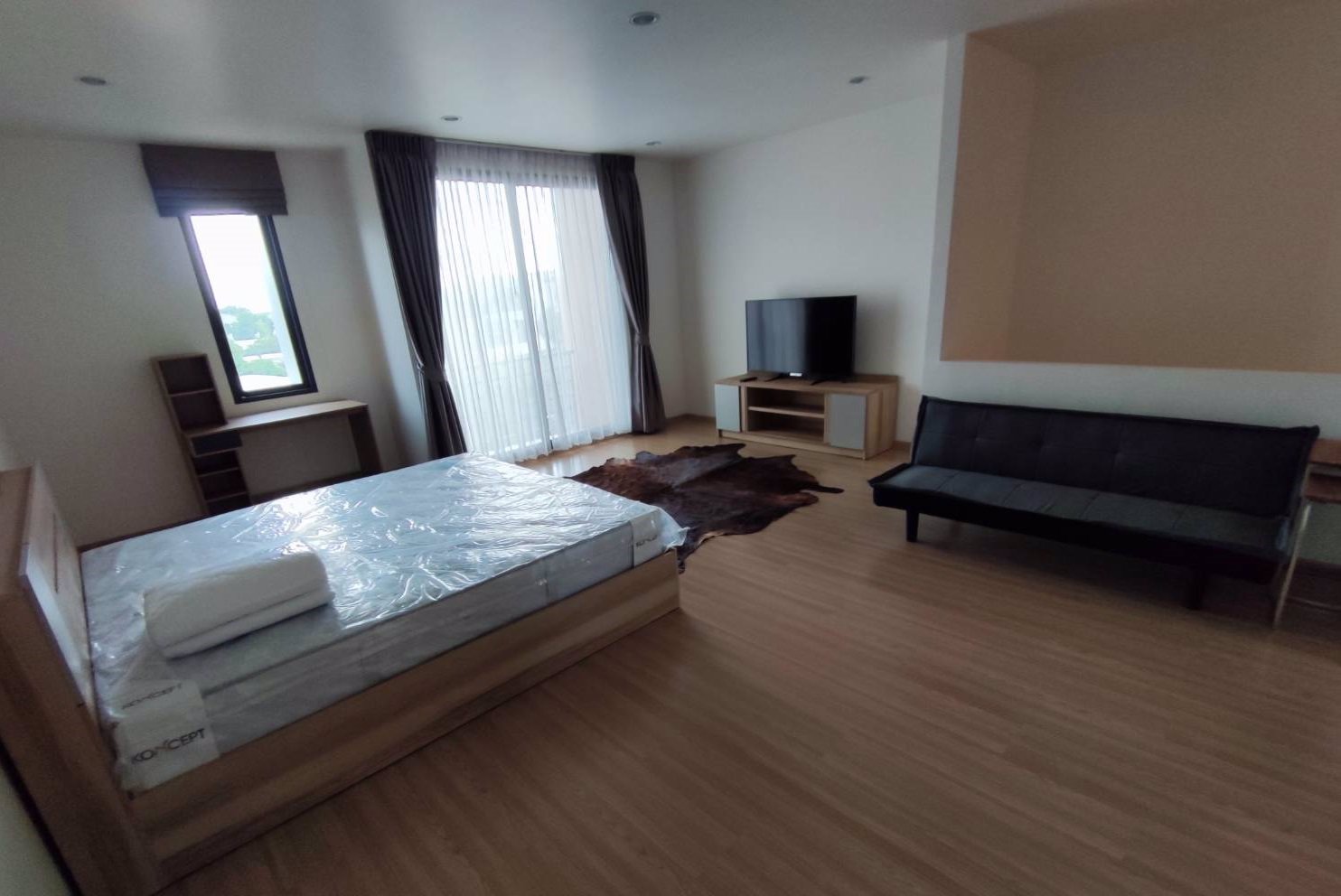 ให้เช่า-ทาวน์โฮม-3-ชั้น-มshizen-ซพัฒนาการ32-บ้านสวยสภาพดี-พร้อมเฟอร์-ราคา-49000-บาท