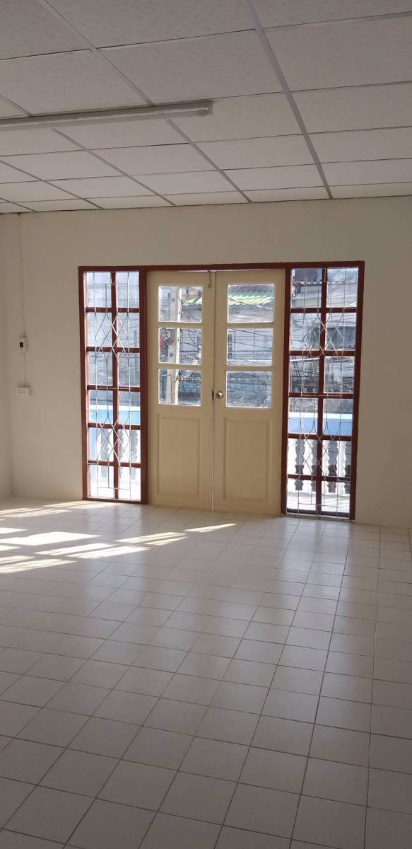 ให้เช่า-ขาย-ทาวน์โฮม-35-ชั้น-หมู่บ้านมิตรไมตรี-ซประชาอุทิศ54-สภาพดี-ราคา-11000-บาท