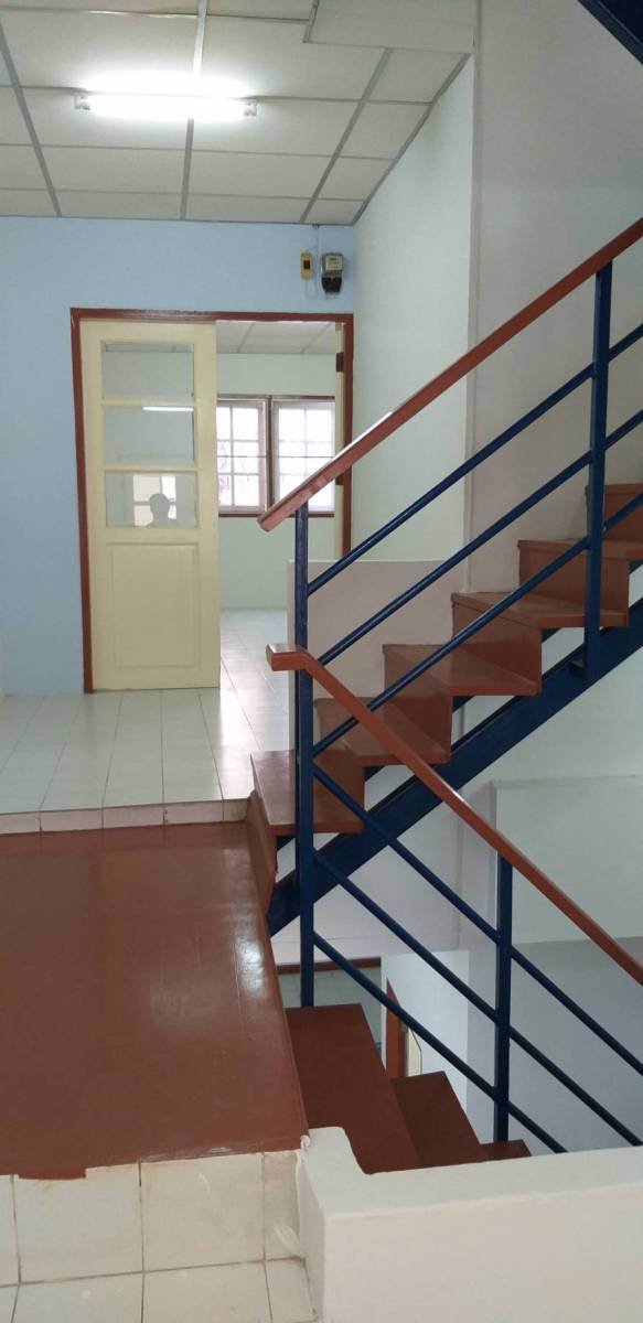 ให้เช่า-ขาย-ทาวน์โฮม-35-ชั้น-หมู่บ้านมิตรไมตรี-ซประชาอุทิศ54-สภาพดี-ราคา-11000-บาท