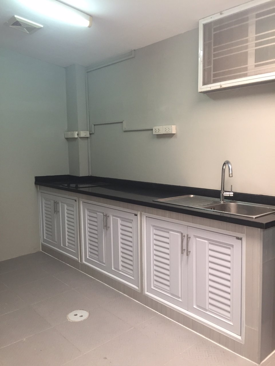 ให้เช่า-ทาวน์เฮ้าส์-พฤกษา-ไพร์ม-ศรีนครินทร์-บางนา-บ้านสวยพร้อมเฟอร์-ราคา-18000-บาท