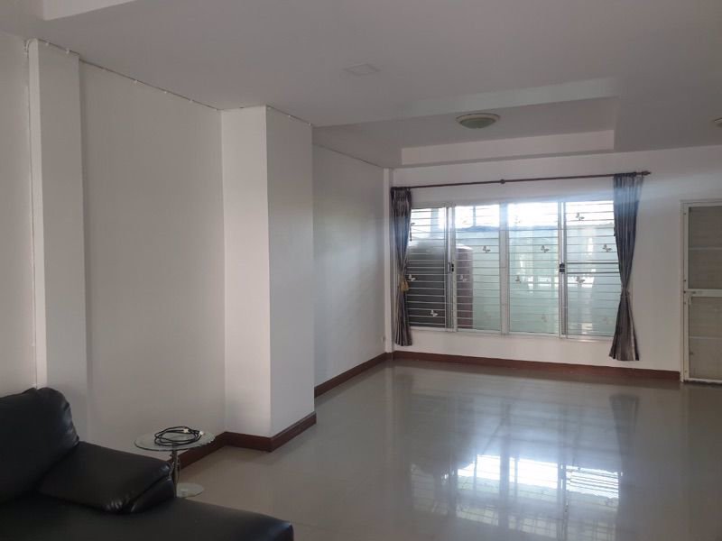 ให้เช่า-ทาวน์เฮ้าส์-2-ชั้น-มthe-life-บางนา-กม10-สภาพดี-ราคาเพียง-12000-บาท