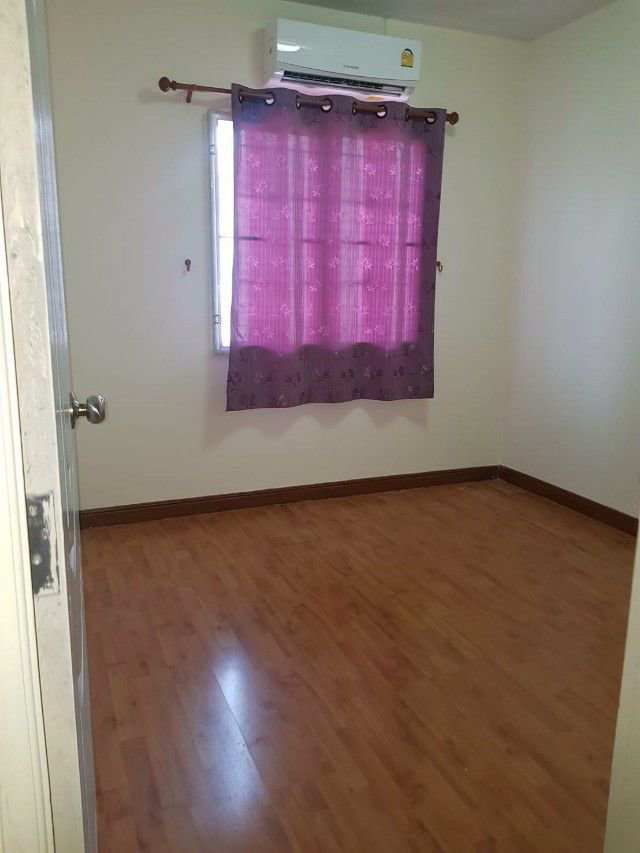 ให้เช่า-ให้เช่า-ทาวน์เฮ้าส์-2-ชั้น-มเดอะคอนเนค1-กิ่งแก้ว-ใกล้สนามบินสุวรรณภูมิ-สภาพดี-ราคาถูก