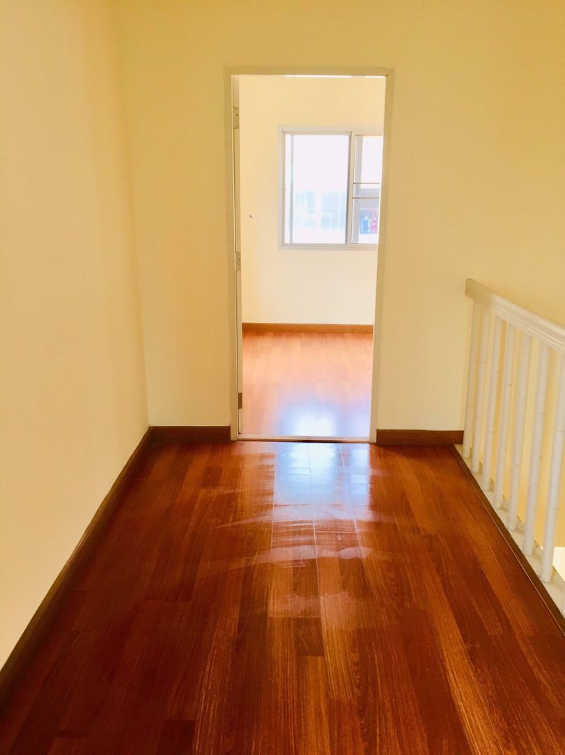 ขาย-ให้เช่า-ทาวน์โฮม-3-ชั้น-หลังมุม-the-balcony-home-ซเฉลิมพระเกียรติ28-ราคา-18000-บาท