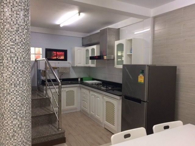 ให้เช่า-ทาวน์เฮ้าส์หลังมุม-ซประชาราษฎร์บำเพ็ญ-16-บ้านสวย-เฟอร์นิเจอร์ครบ-พร้อมอยู่-ราคา-3500