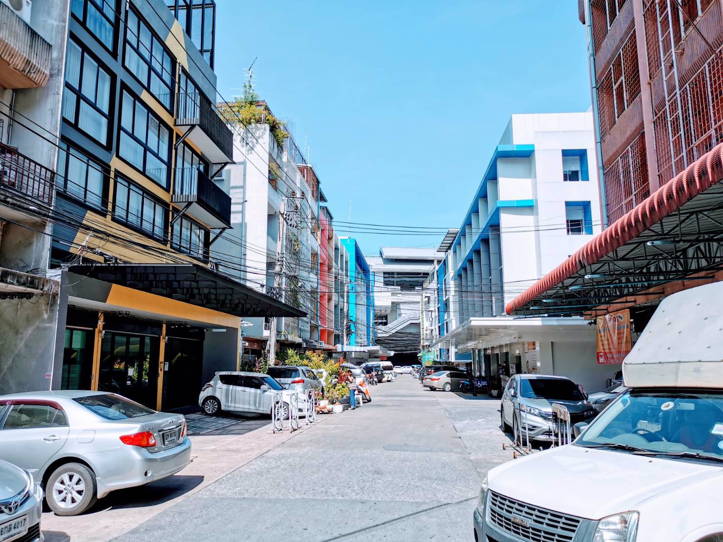 ให้เช่า-อาคาร​พาณิชย์​-4-ชั้นครึ่ง​-สภาพสวย-ติด​-mrt​-สถานีไฟฉาย-เดินขึ้นได้เลย-ราคา-30000-บา