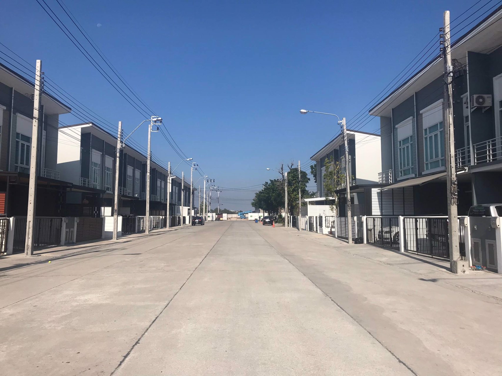 ให้เช่า-ทาวน์โฮม-gusto-กิ่งแก้ว-สุวรรณภูมิ-บ้านพร้อมอยู่-ตกแต่งสวยงาม-ราคา-20000-บาท