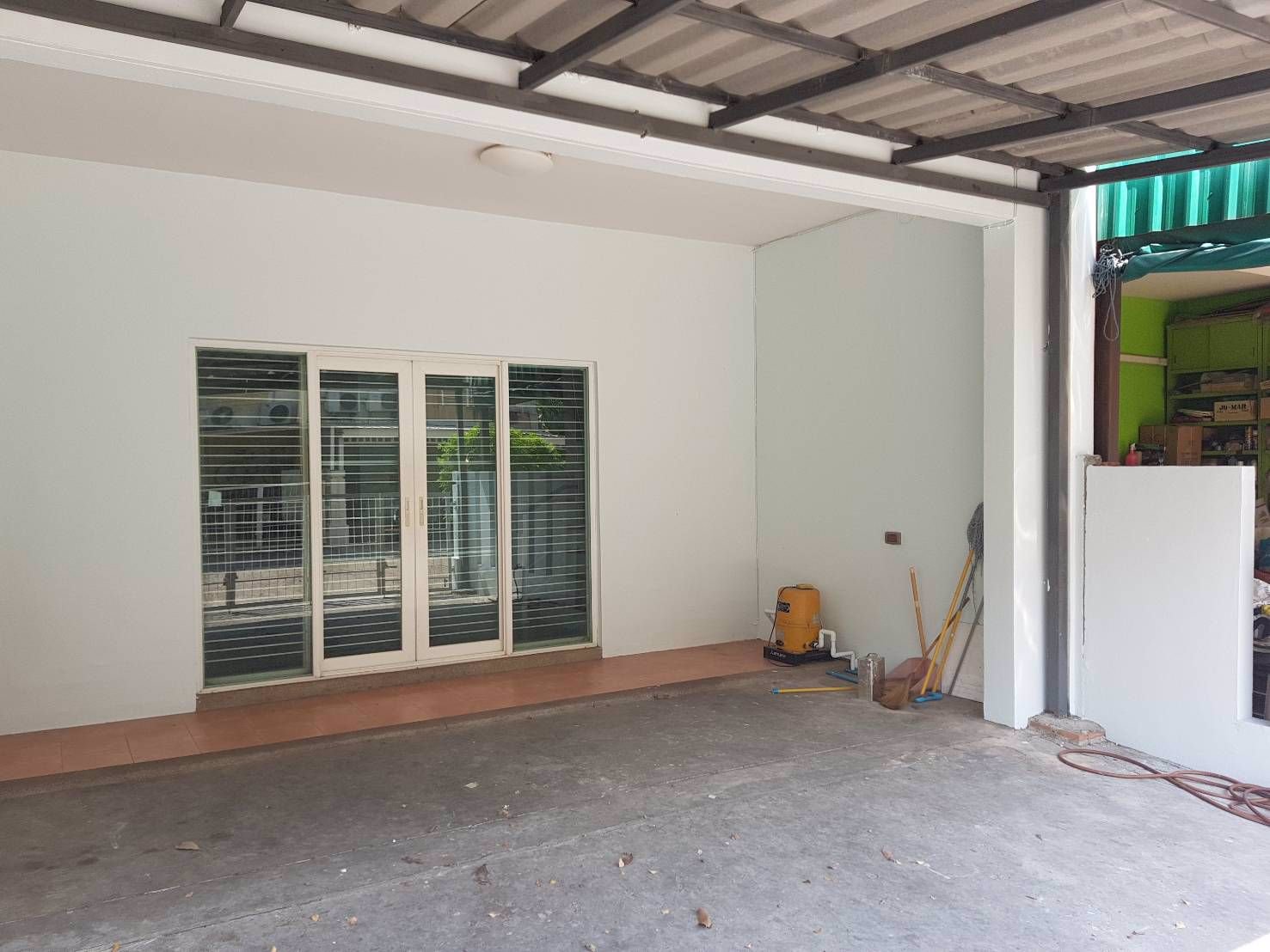 ให้เช่า-ทาวน์เฮ้าส์-the-connect-8-ใกล้เมกกะ-บางนา-บ้านสวย-พร้อมเฟอร์นิเจอร์-ราคาถูก-12000-บาท