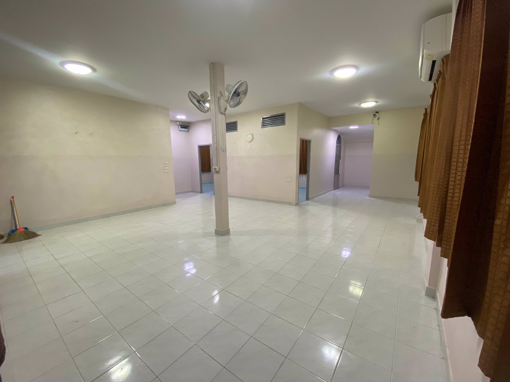 ให้เช่า-บ้านเดี่ยวชั้นเดียว-มโอษธิศ-โชคชัย4-บ้านสวยสภาพดี-ราคาเพียง-20000-บาท