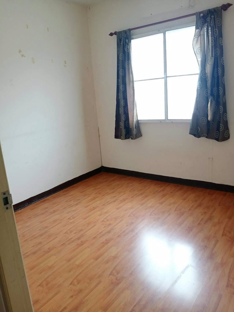 ขาย-ให้เช่า-ทาวน์เฮ้าส์-2-ชั้น-มเดอะคอนเนค1-กิ่งแก้ว-ใกล้สนามบินสุวรรณภูมิ-สภาพดี-ราคาถูก