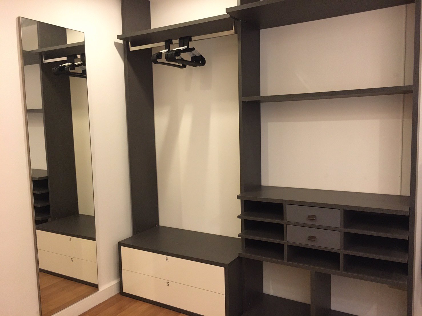 ให้เช่า-ทาวน์เฮ้าส์แต่งหรู-สิรินดา-พัทยา-เฟอร์นิเจอร์ครบพร้อมอยู่-เพียง-14900-บาท