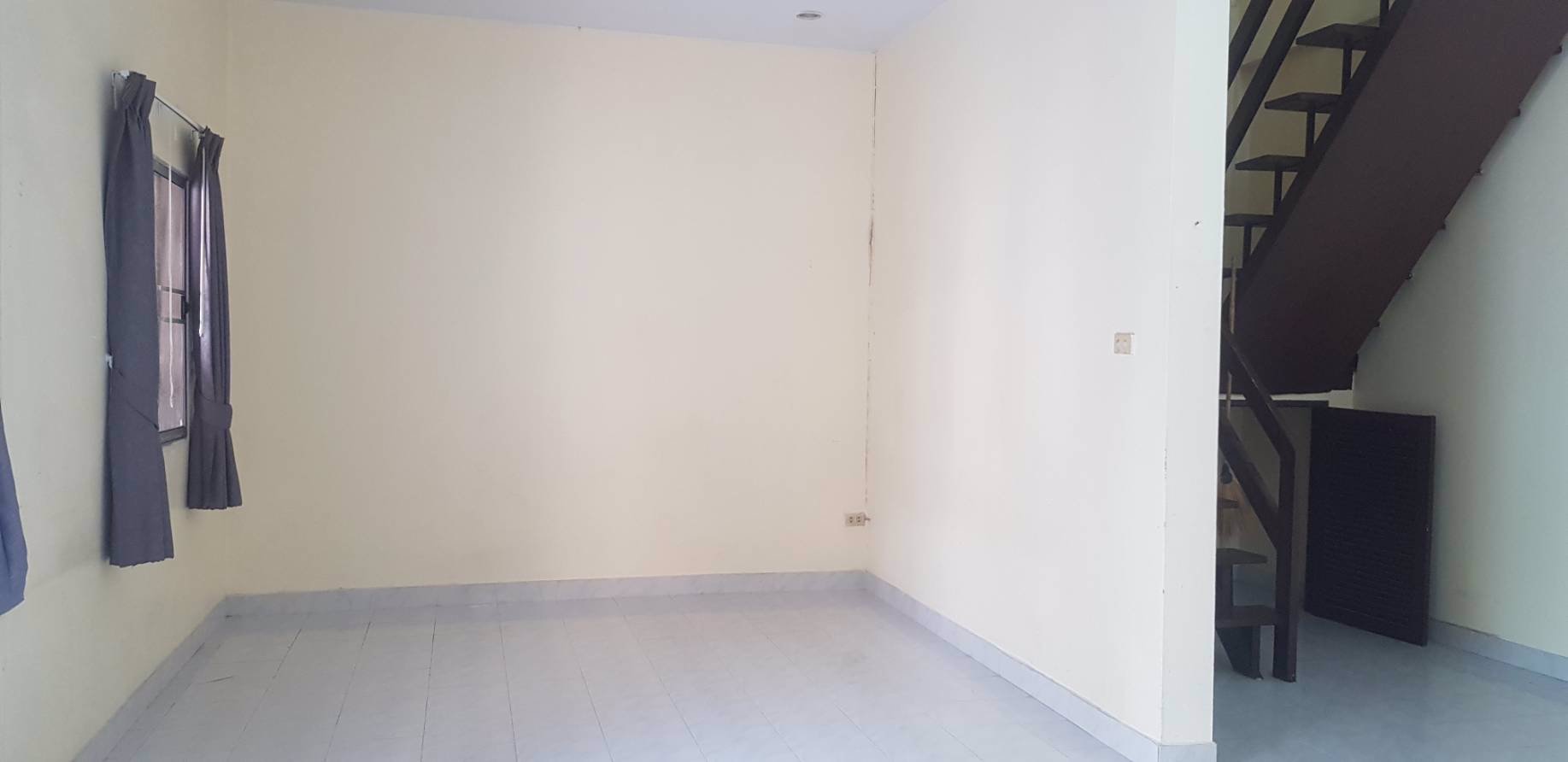 ให้เช่า-บ้านแฝด-หมู่บ้านพรทวีวัฒน์-2-คลอง-1-ปทุมธานี-สภาพดี-พร้อมอยู่-ราคา-12000-บาท