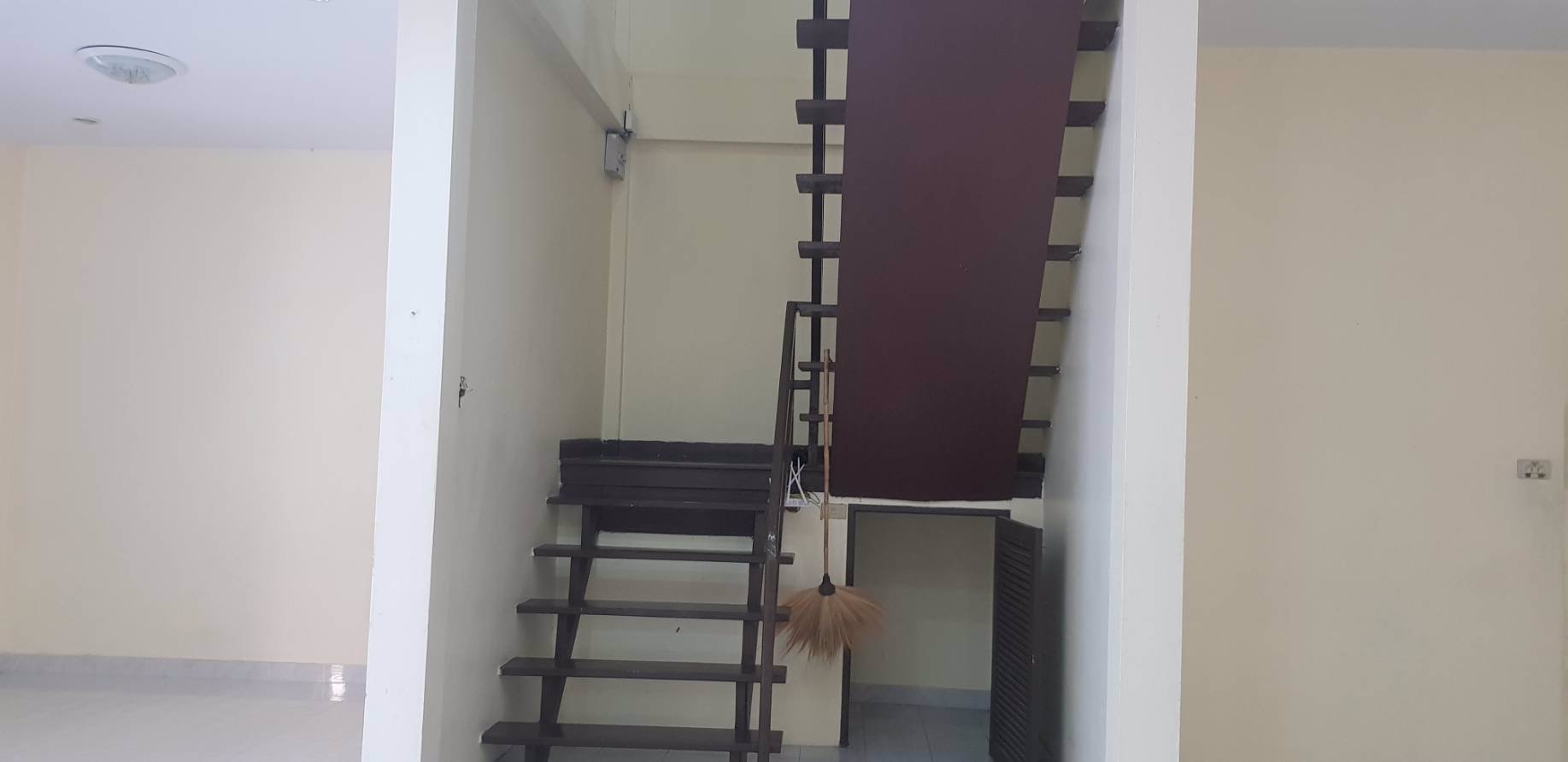 ให้เช่า-บ้านแฝด-หมู่บ้านพรทวีวัฒน์-2-คลอง-1-ปทุมธานี-สภาพดี-พร้อมอยู่-ราคา-12000-บาท