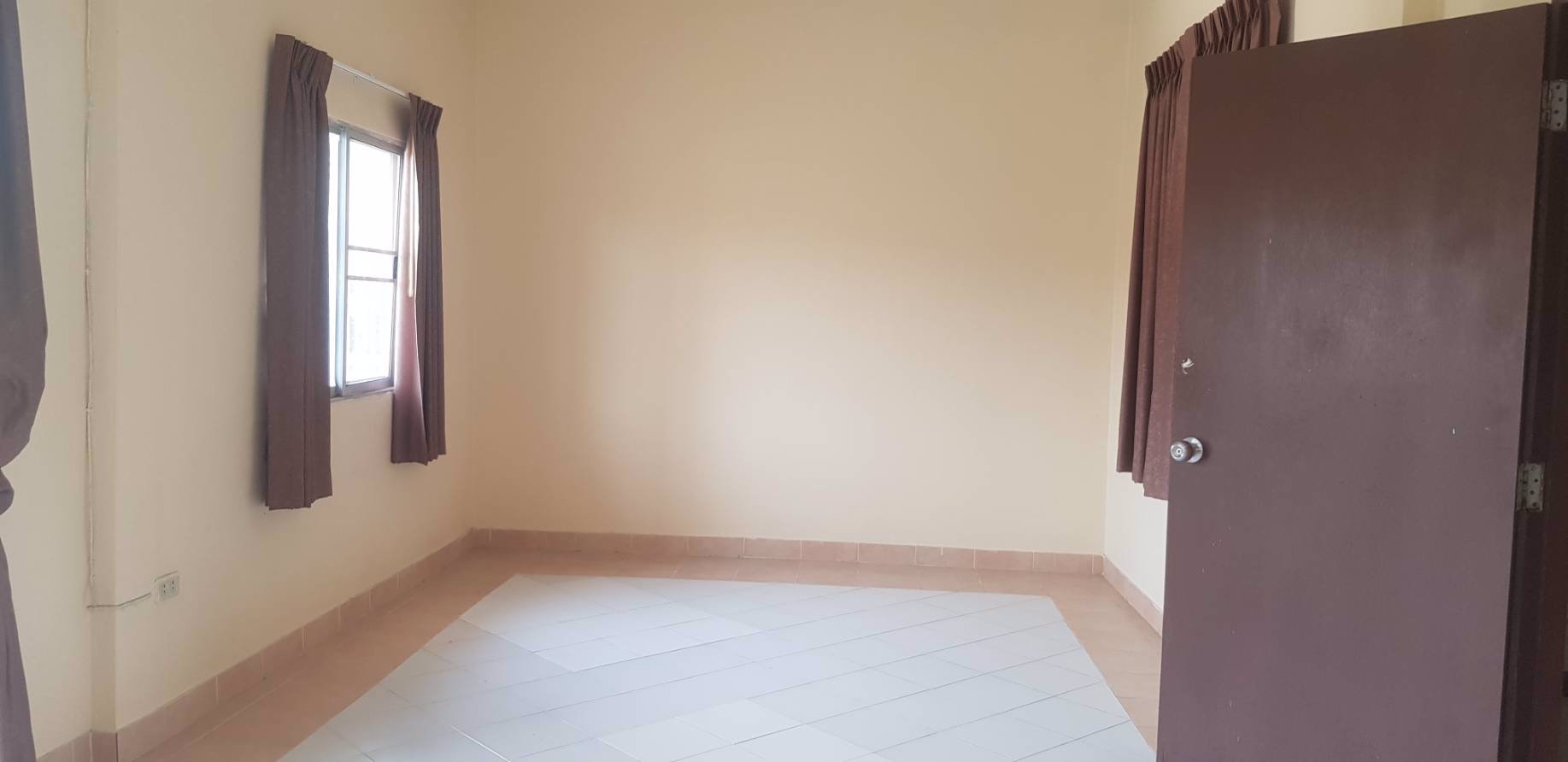 ให้เช่า-บ้านแฝด-หมู่บ้านพรทวีวัฒน์-2-คลอง-1-ปทุมธานี-สภาพดี-พร้อมอยู่-ราคา-12000-บาท