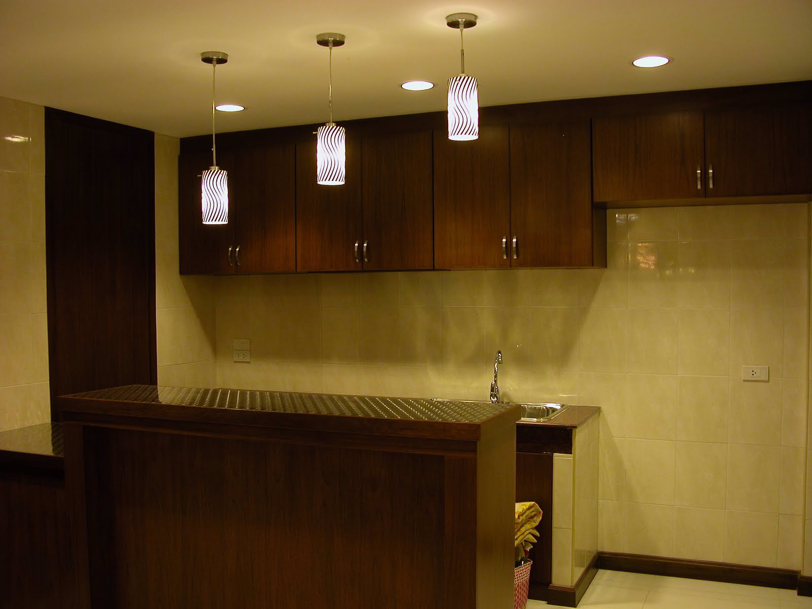 ให้เช่า-ทาวน์โฮม-4-ชั้น-หมู่บ้านศรีกรุง-พระราม-3-ใกล้ทางด่วน-บ้านสวยสภาพดี-ราคา-40000-บาท