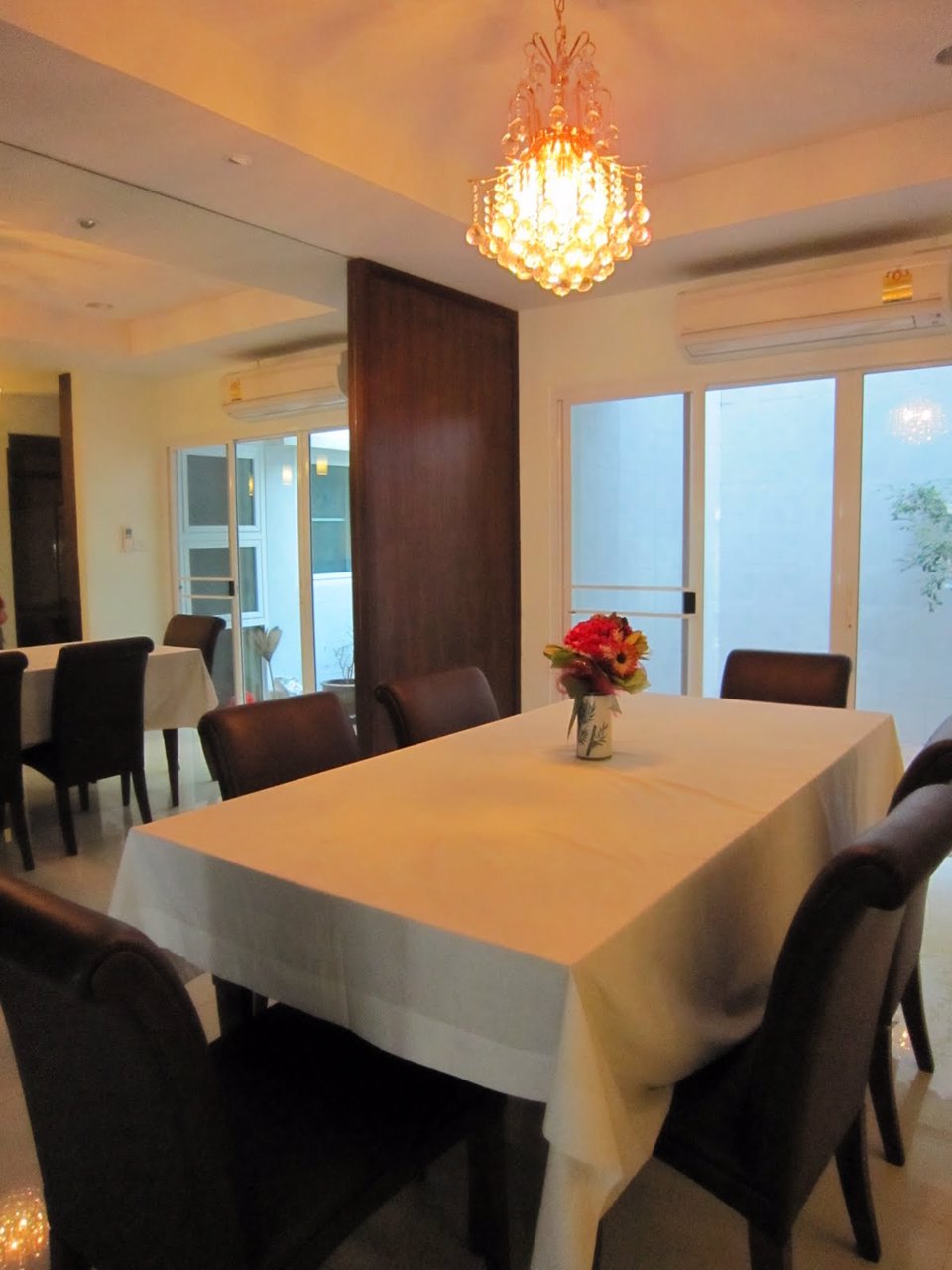 ให้เช่า-ทาวน์โฮม-4-ชั้น-หมู่บ้านศรีกรุง-พระราม-3-ใกล้ทางด่วน-บ้านสวยสภาพดี-ราคา-40000-บาท