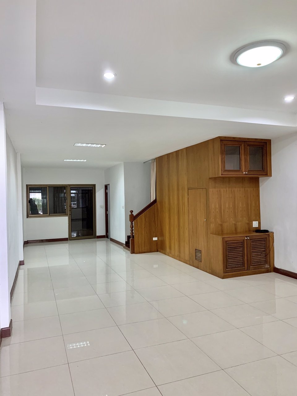 ให้เช่า-ทาวน์เฮ้าส์-2-ชั้น-renovate-ใหม่-ซอยอุดมสุข51-บ้านสวย-สภาพดี-ทำเลใกล้-bts-อุดมสุข-ราคา