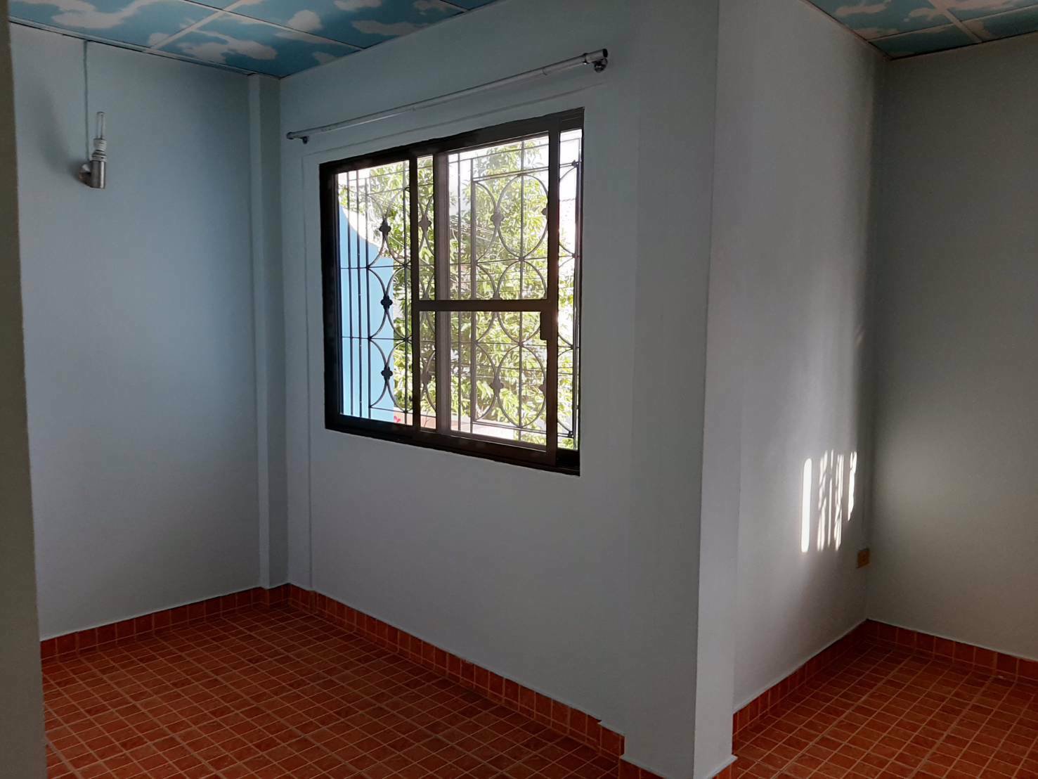 ทาวน์เฮ้าส์-ใกล้-bts-ปุณณวิถี-4-ห้องนอน-บ้านสวย-สภาพดี-ราคาเพียง-15000-บาท