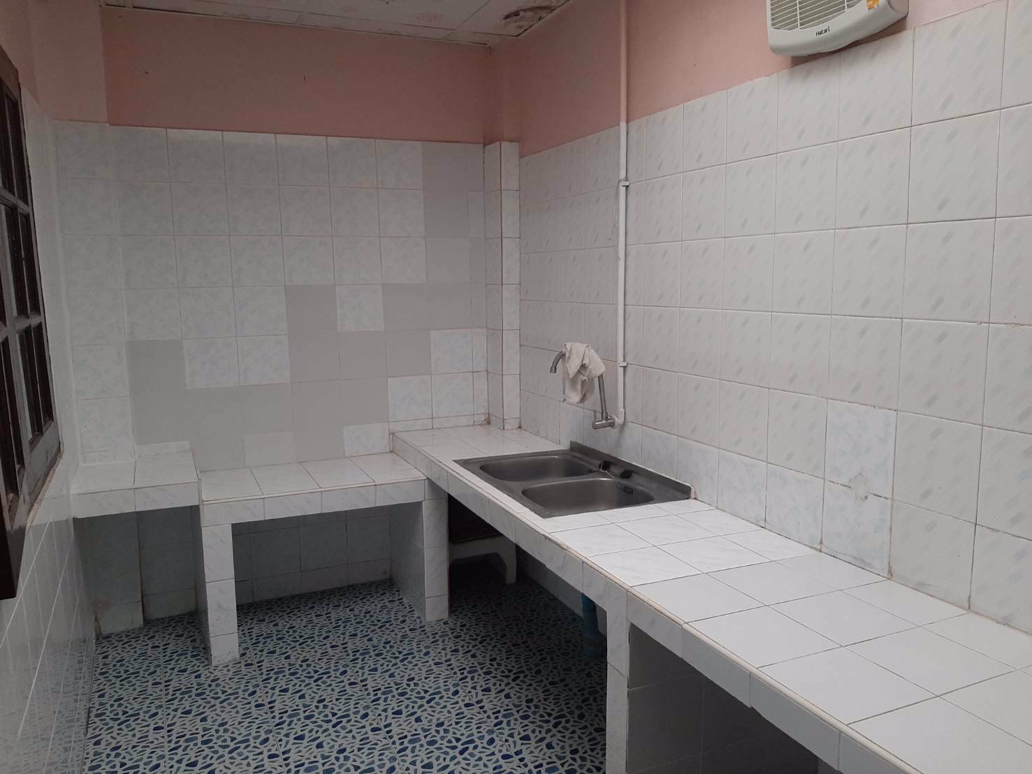 ทาวน์เฮ้าส์-ใกล้-bts-ปุณณวิถี-4-ห้องนอน-บ้านสวย-สภาพดี-ราคาเพียง-15000-บาท