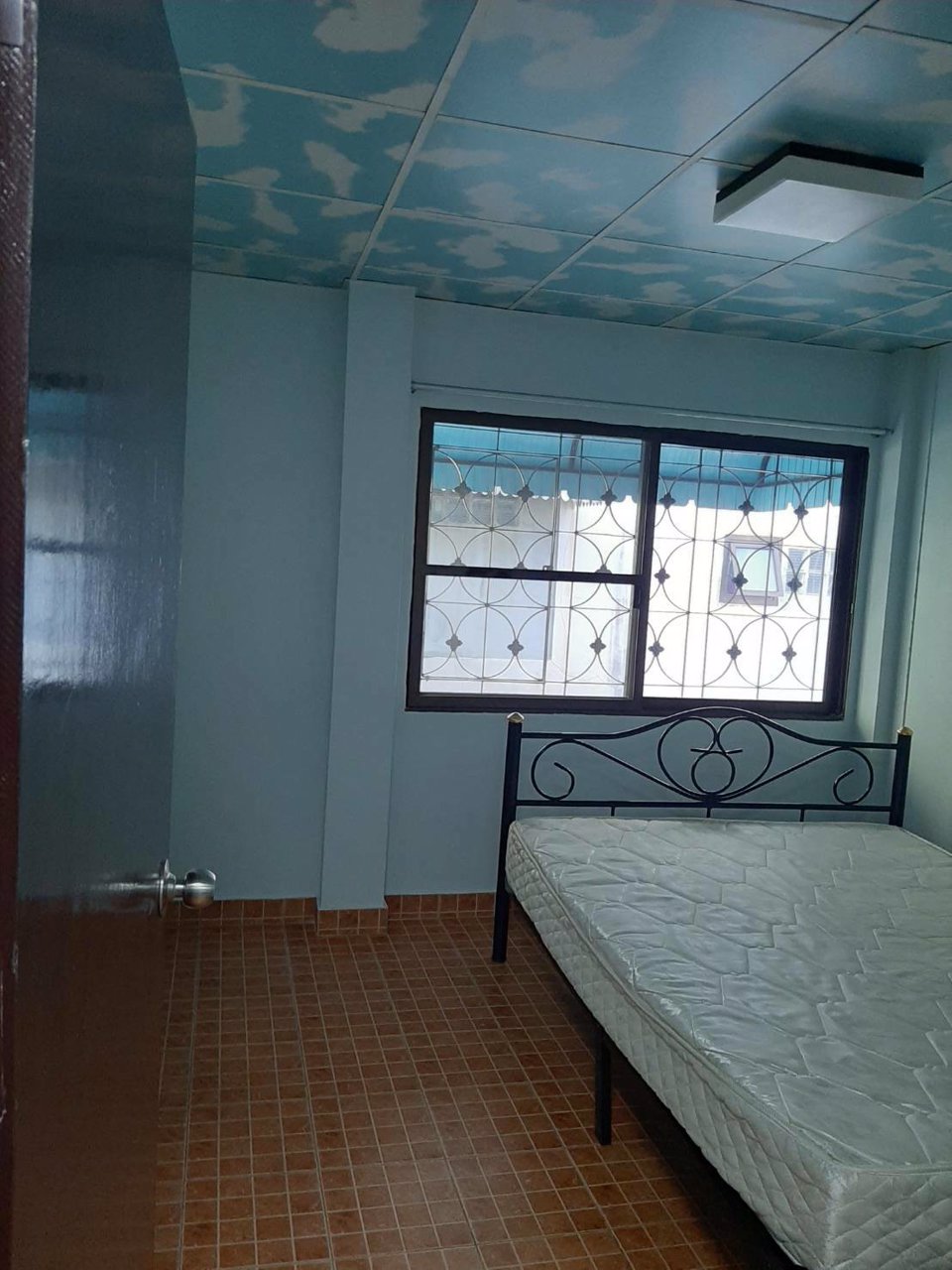 ทาวน์เฮ้าส์-ใกล้-bts-ปุณณวิถี-4-ห้องนอน-บ้านสวย-สภาพดี-ราคาเพียง-15000-บาท