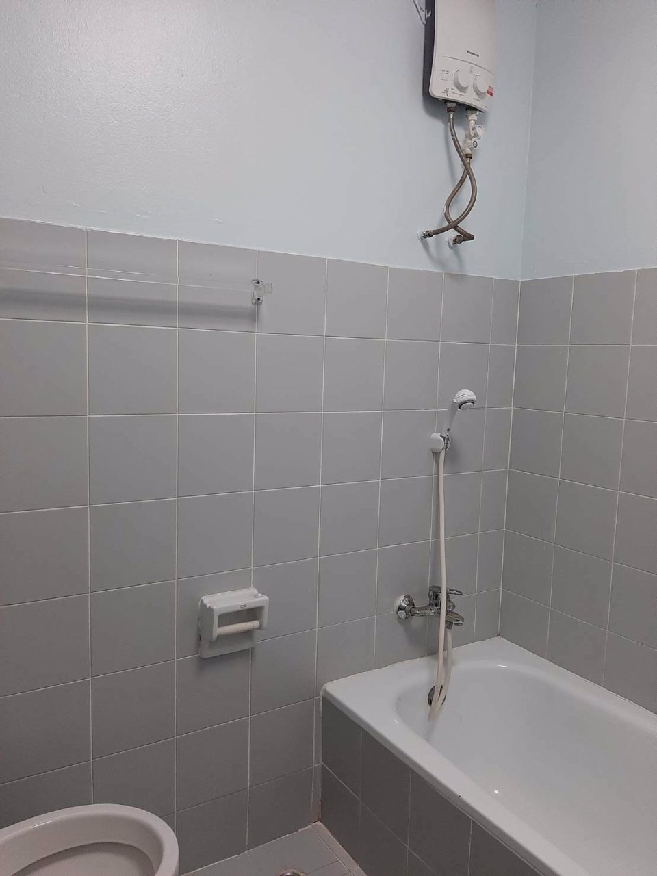 ทาวน์เฮ้าส์-ใกล้-bts-ปุณณวิถี-4-ห้องนอน-บ้านสวย-สภาพดี-ราคาเพียง-15000-บาท