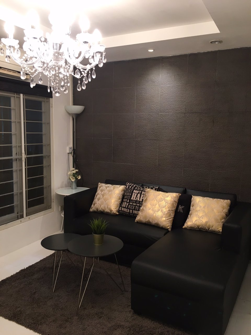 ขาย-ทาวน์เฮ้าส์-แต่งหรู-สิรินดา-พัทยา-เฟอร์นิเจอร์ครบพร้อมอยู่-เพียง-199-ล้านบาท