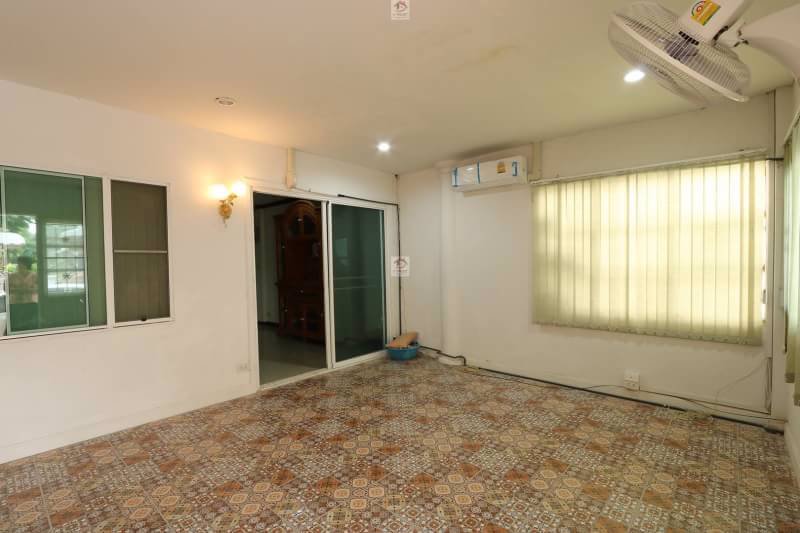 ให้เช่า-ทาวน์โฮม-2-ชั้น-renovateใหม่-ใกล้-bts-อ่อนนุช-บ้านสวย-สภาพดี-เฟอร์นิเจอร์ครบ-พร้อมอยู่