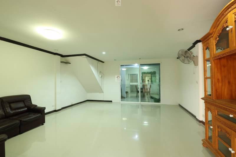 ให้เช่า-ทาวน์โฮม-2-ชั้น-renovateใหม่-ใกล้-bts-อ่อนนุช-บ้านสวย-สภาพดี-เฟอร์นิเจอร์ครบ-พร้อมอยู่