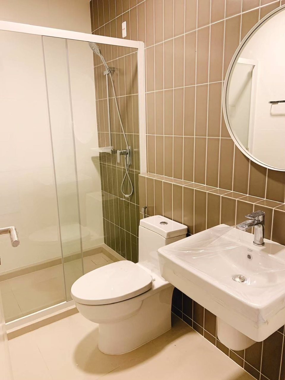 ทาวน์โฮมหลังมุม-indy-2-ศรีนครินทร์-แพรกษา-บ้านสวย-มีเฟอร์พร้อมอยู่-ราคา-16000-บาท