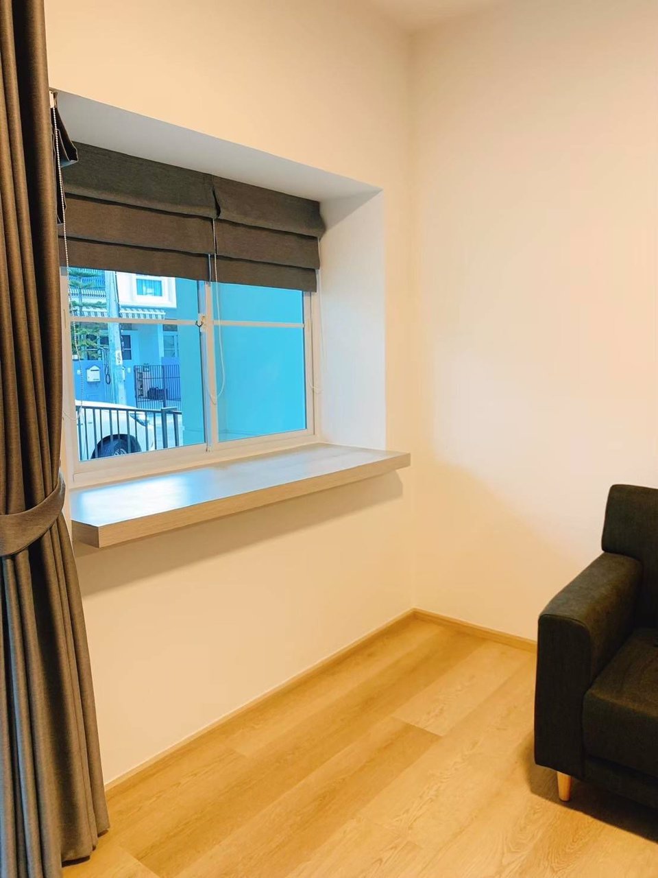 ทาวน์โฮมหลังมุม-indy-2-ศรีนครินทร์-แพรกษา-บ้านสวย-มีเฟอร์พร้อมอยู่-ราคา-16000-บาท