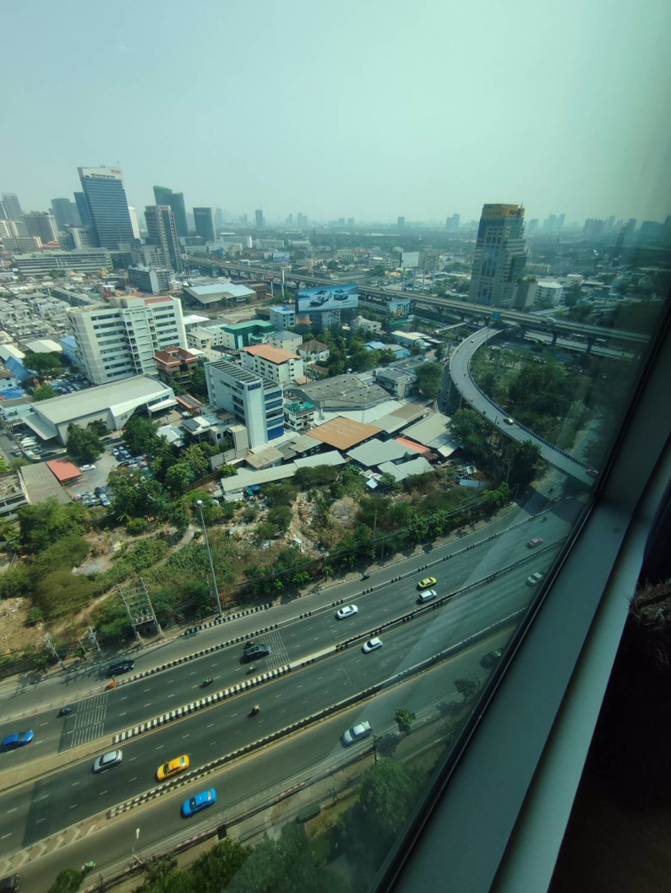 ให้เช่า-คอนโด-แวนเทจ-รัชวิภา-48-ตรม-ชั้น18-ใกล้-bts-รัชโยธิน-เฟอร์ครบพร้อมอยู่-ราคา-14000-บา